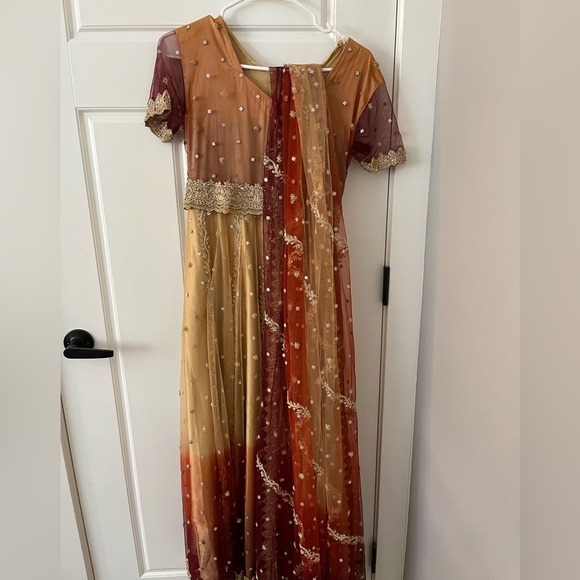 Beautiful Size 36 Indian Salwar. - Picture 1 of 2